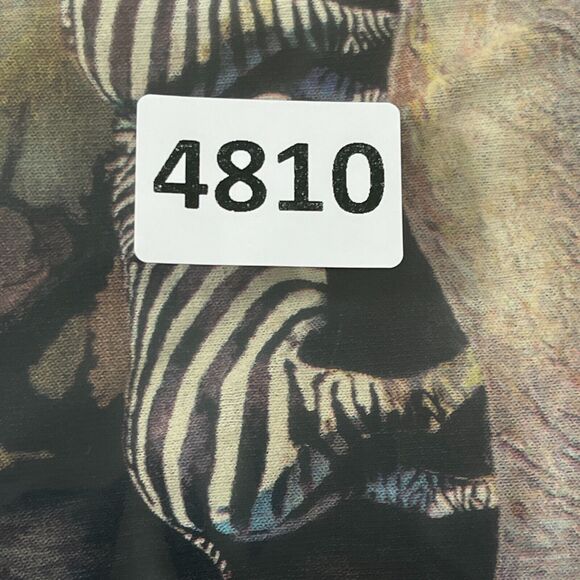 Vintage The Mountain Mens Shirt Size Medium M Short Sleeve Tee T Green Africa - Picture 9 of 9